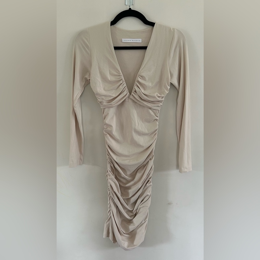 Susana Monaco Ruched Cream long sleeve dress with V cut out